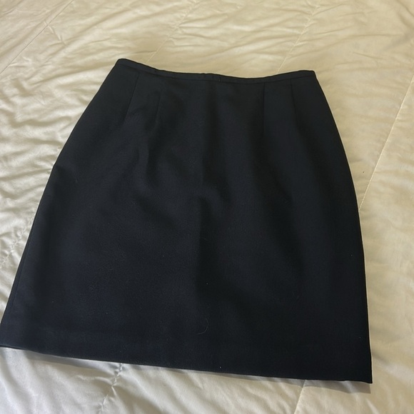 Harve Benard Wool Skirt - Picture 6 of 6